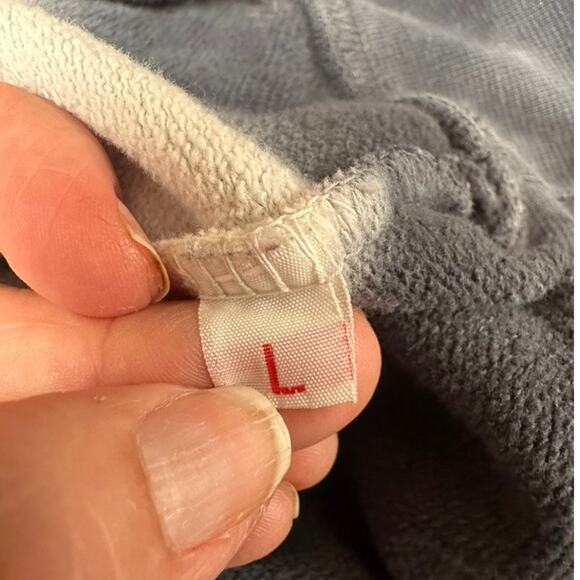 HUF Tie-Dye Crewneck Sweatshirt – Black & White with Red Logo, Size Large - Picture 4 of 4